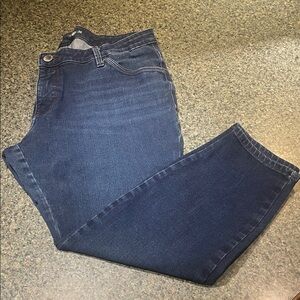 Lee Platinum Label  Modern Fit Dark Blue Skinny Leg Capri Jeans Size 16W Petite